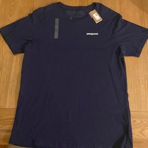 Classic navy Patagonia t-shirt